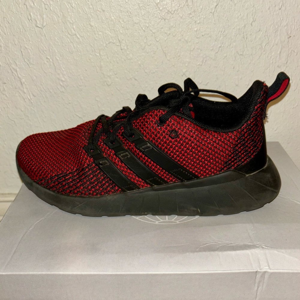 Kids size 4.5 red and black adidas